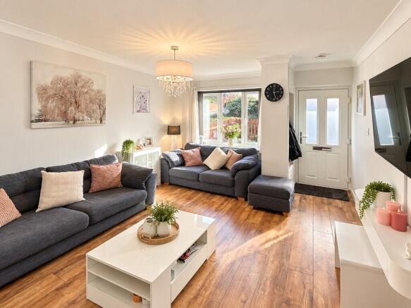 York Close, Yate, Bristol photo 4
