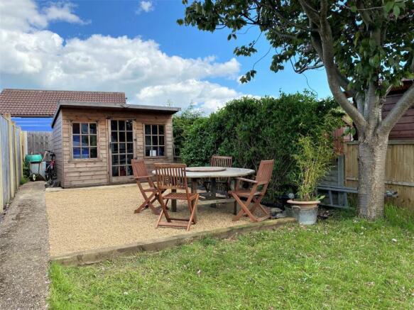 Summer House & Seating Area 320