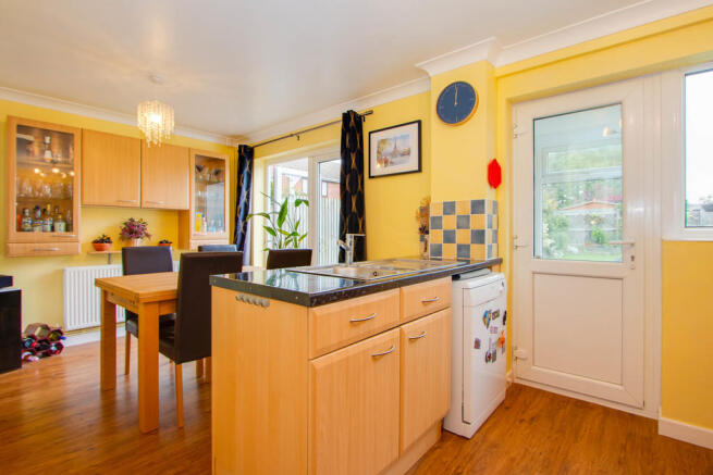 Kitchen/ Diner 2