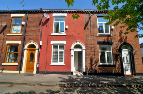 Lees Street, Oldham, OL2