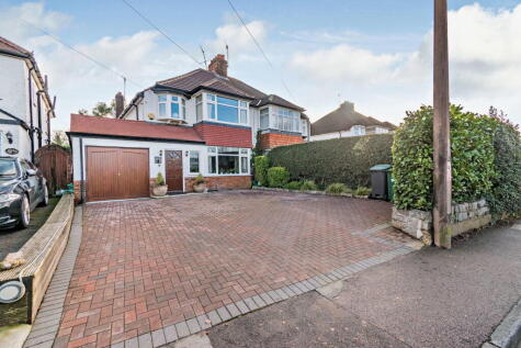 Hampermill Lane, Watford, WD19 4NT
