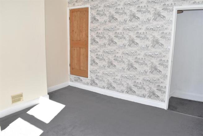 2 bed Terraced for sale Image 9