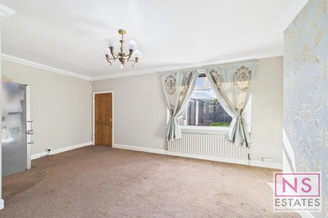 3 bed Terraced for sale Image 9