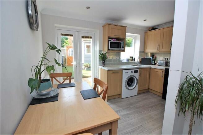 Kitchen/ Breakfast Room