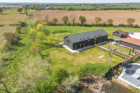 Chignal Smealey, Chelmsford, CM1
