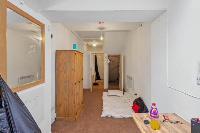 13 bed Semi-Detached for sale Image 5