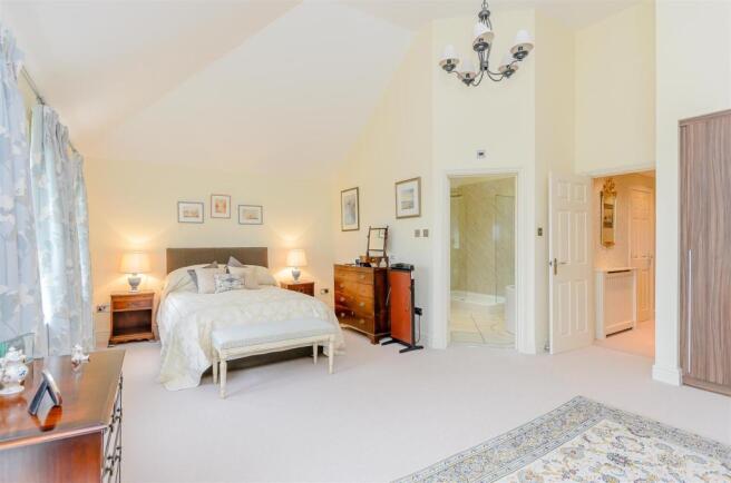 8338732-interior26.jpg
