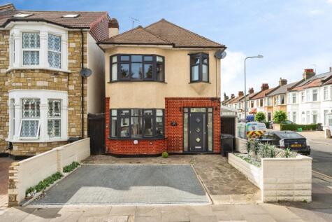 Wellesley Road, Ilford, IG1