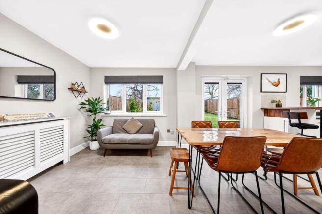 Kitchen/dining/Family room