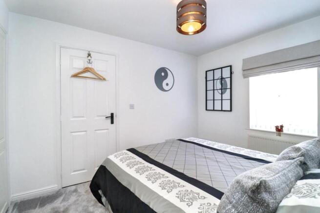 3 bed Semi-Detached for sale Image 9