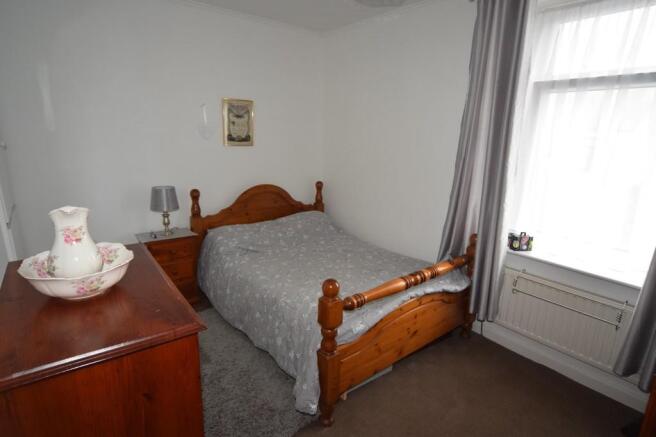 BEDROOM 2  