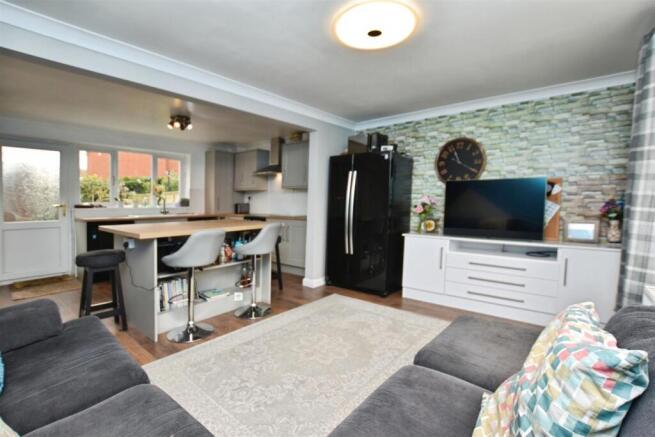 3e748118-family 20to 20kit.JPG