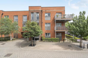 6, Fenwick House, Meridian Way, Southampton SO14 0FN
