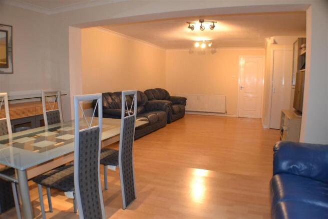 Lounge/Diner
