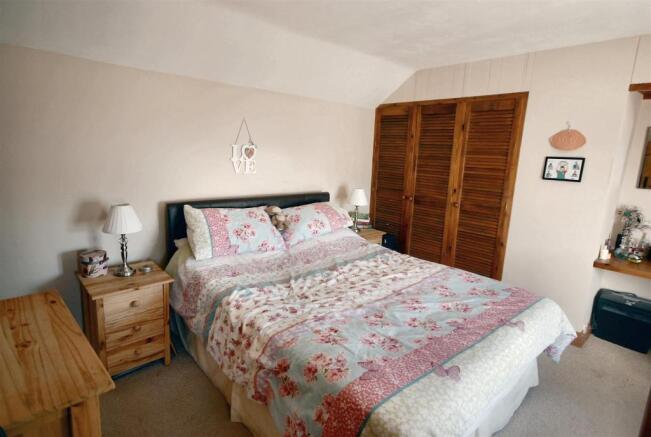 Bedroom1.JPG