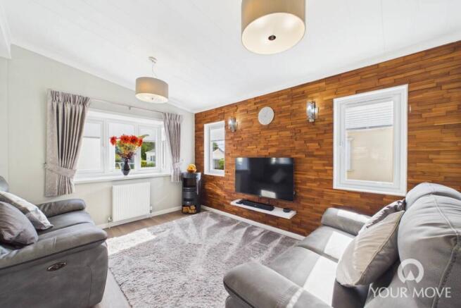 Kitchen/Living Area
