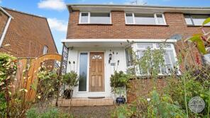 166, Sweetbrier Lane, Exeter EX1 3DG