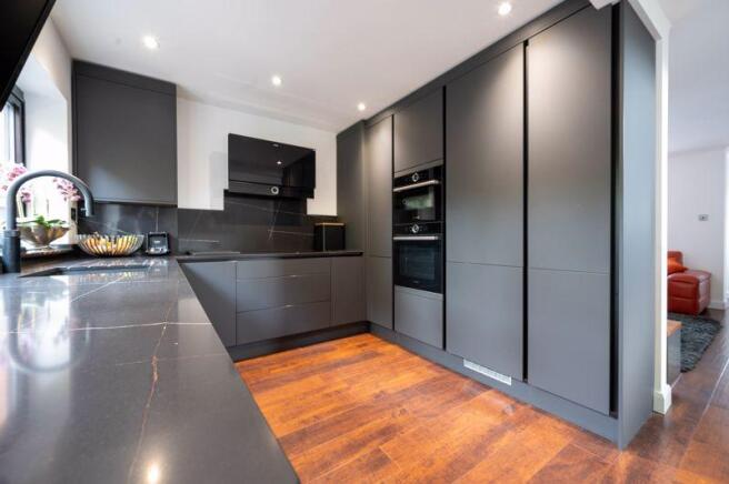 Kitchen 1