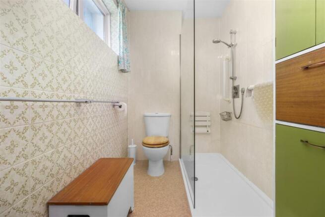 Shower Room.jpg