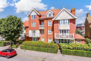 8, 90 Victoria Place, Westgate Bay Avenue, Westgate-on-sea CT8 8NG