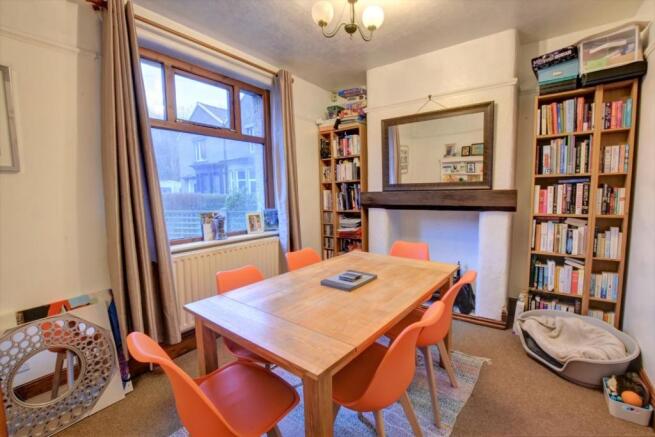 Dining room.jpg