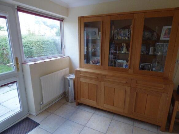 breakfast room