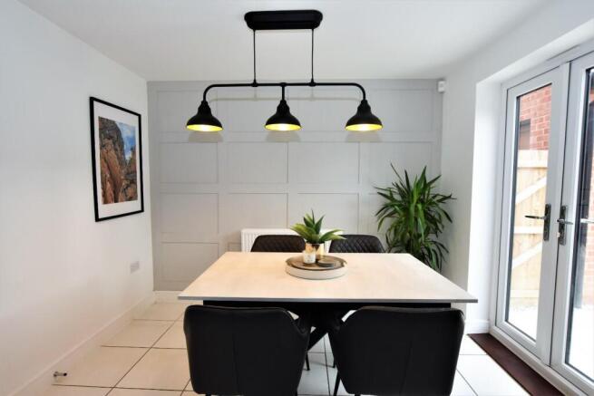 Dining Area.JPG