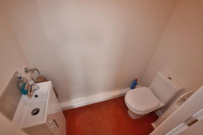 3 bed Detached Bungalow for sale Image 10