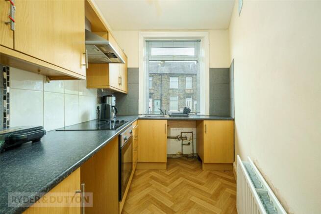 2 bed Detached for sale Image 6