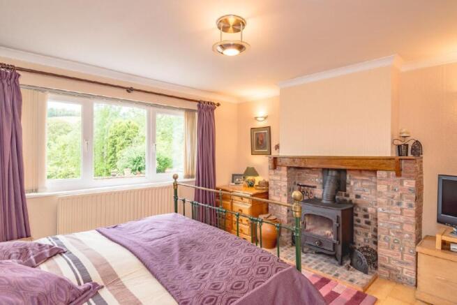 Efail Newydd, Pont Robert-16.jpg