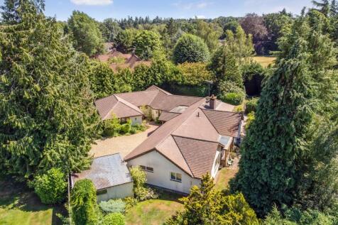 Appleton Close, Little Chalfont, Buckinghamshire, HP7