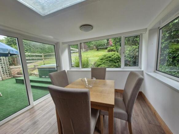 Pilkington Road, Nottingham, Nottinghamshire, NG3 photo 5