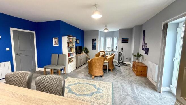 bryn y bia heights 4 lounge.jpg