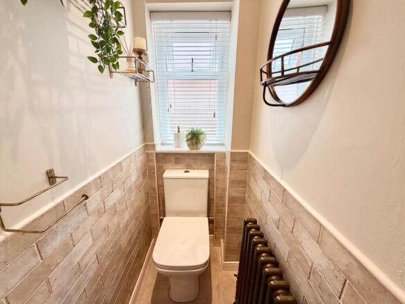 2 bed Semi-Detached Bungalow for sale Image 12