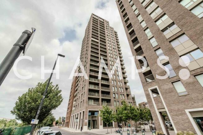 1 bed flat to rent Heartwood Boulevard, London W3