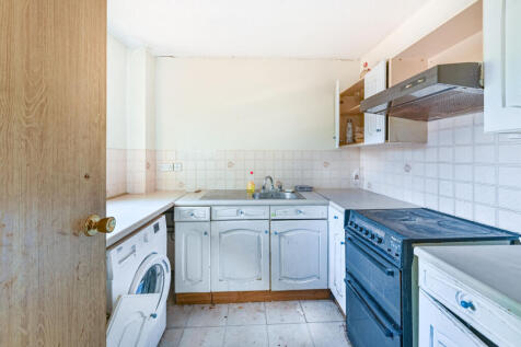 St Christophers Gardens, Thornton Heath, CR7