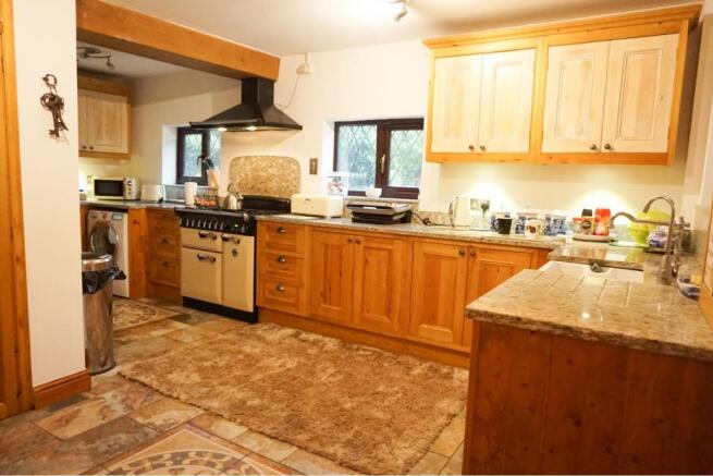 Kitchen / Breakfast