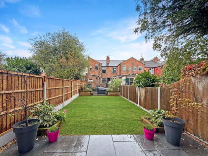 Albert Promenade, Loughborough, LE11 1RF