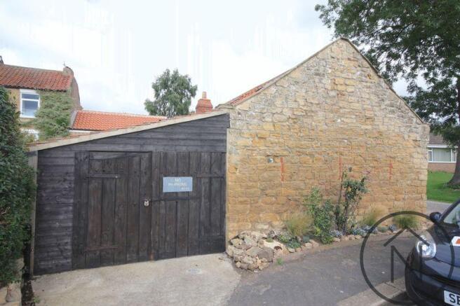 Garage/Store (...