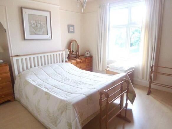 REAR BEDROOM