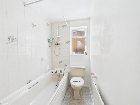 1 bed Flat for sale Image 11