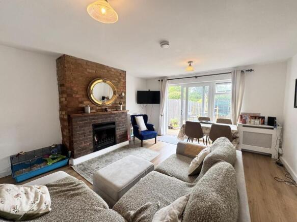 living area 2.jpg