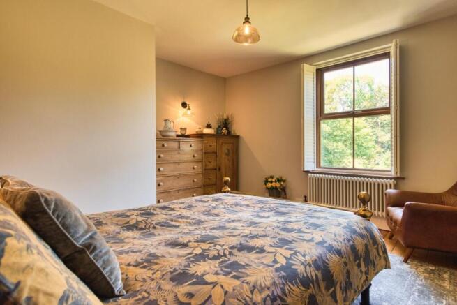 3 bed Terraced for sale Image 10