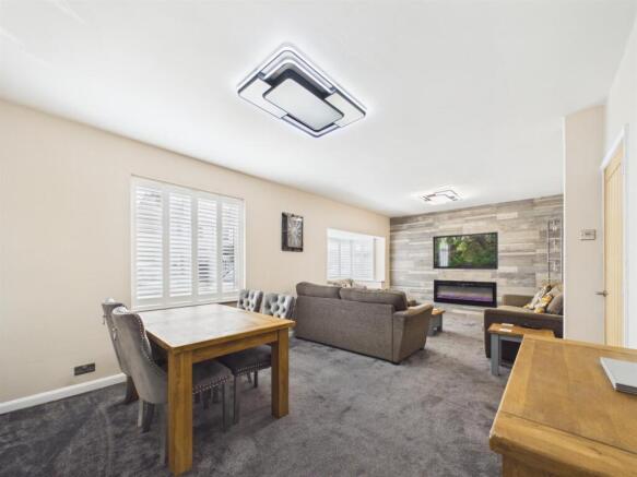 Reception Room/Dining Room