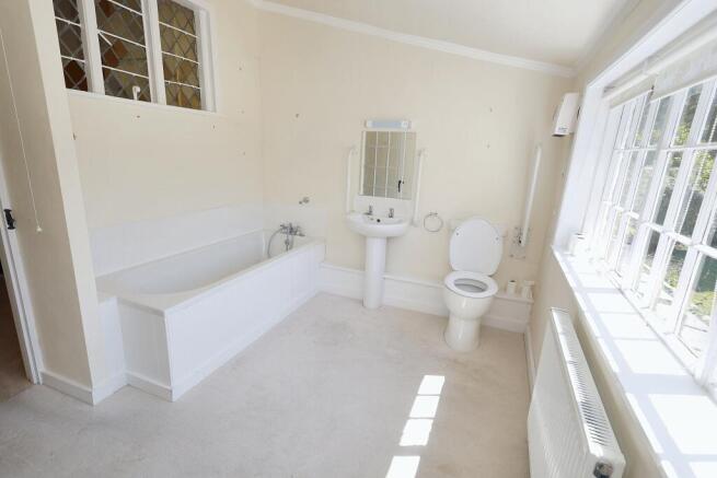 Mill Farm, Mill Lane, Weston Turville, Buckinghamshire, HP22 5RG