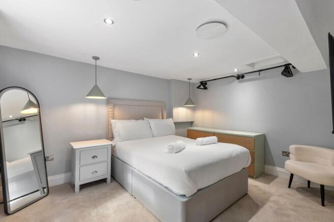 2 bed Terraced for sale Image 10
