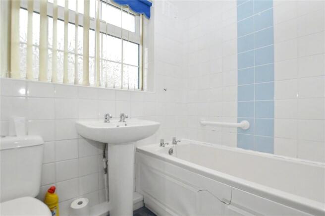 2 bed Bungalow for sale Image 4