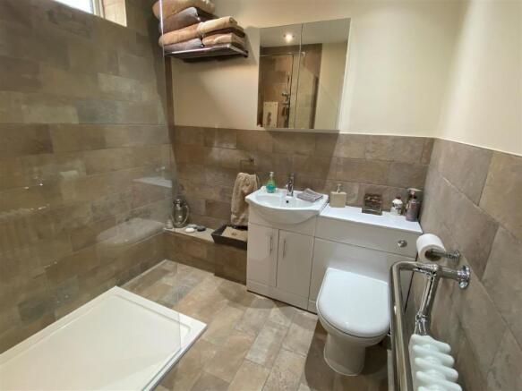 Family Shower Room