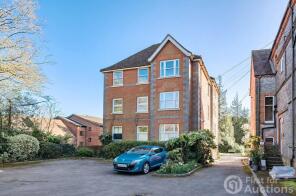 Flat 4, 6 Appleby House, Derby Road, Caversham, Reading RG4 5EY