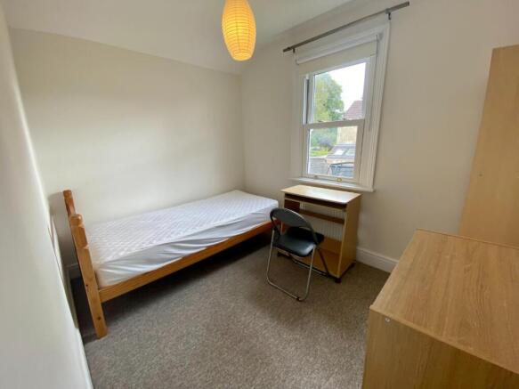 Bedroom 4.jpeg